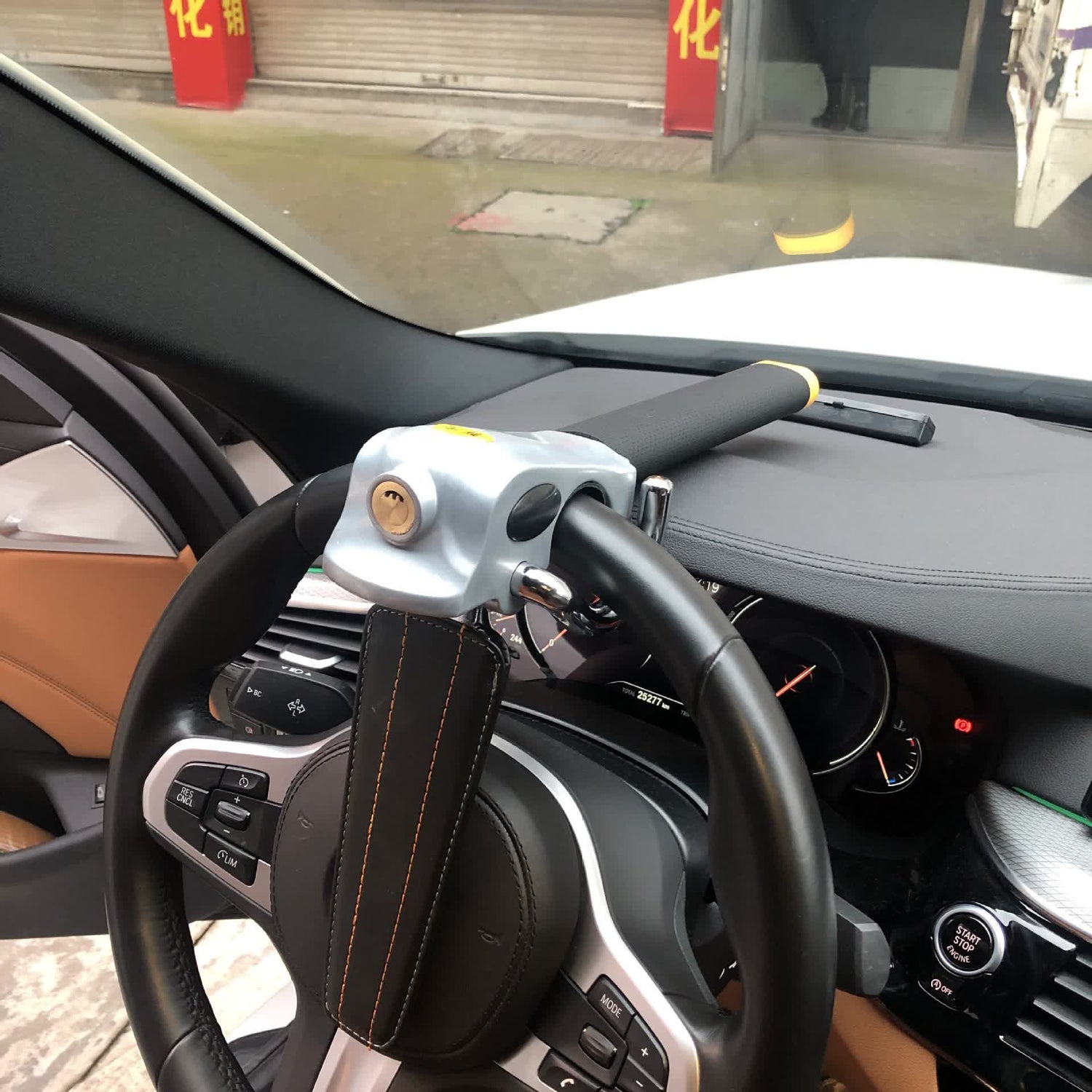 Axion Titanlock,  Steering Wheel Lock
